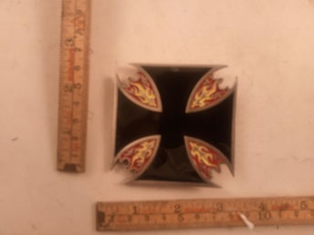 Bältesspänne Malteserkors svart med flames 2258