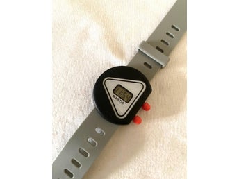Retro Digital armbandsklocka Marzia .Funkar bra.Totallängd: 20 cm.Ny fr urmakeri