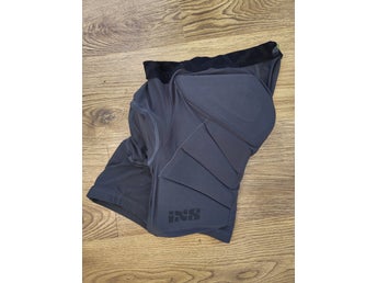 Cykelbyxor IXS Trigger Lower Protective Liner MTB DH Enduro Cykelskydd
