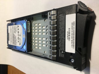 Serverhårddisk (49) IBM 9RZ268-039 7.2K 6GB SAS 2.5 tum med IBM