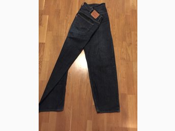 levis 44x34