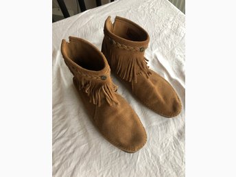ᐈ Köp & sälj Minnetonka Damskor begagnat & oanvänt på Tradera ᐈ Köp & sälj Minnetonka Damskor begagnat & oanvänt på Tradera