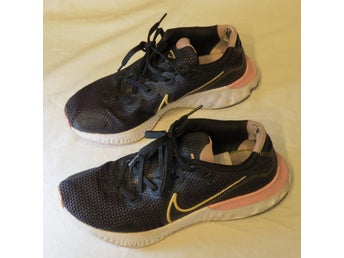 Nike Renew löparskor i svart och rosa (slitna) - 37,5