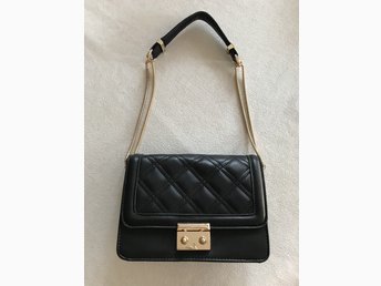 NYhelt oanvänd svart handväska från Mint & Ber.. (347601425 NYhelt oanvänd svart handväska från Mint & Ber.. (347601425