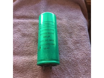 Plessey Elektrolytkondensator 600 µF 300V DC