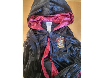Harry Potter sortering, röd utklädningskappa, storlek 11-12 YRS