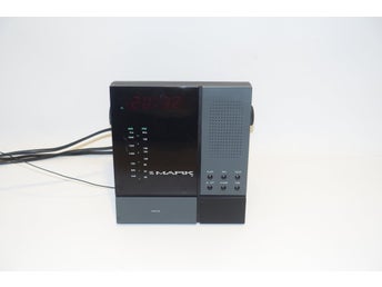 @@@ Retro Mark Väckarklocka med AM/FM-radio från 1980-talet @@@