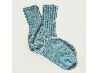 Nystickade yllesockar / raggsockar, stl 37/38, fot 24 cm, mintblå melerade