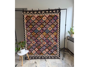 Handvävd Ull kelimmatta 197 x 146 cm
