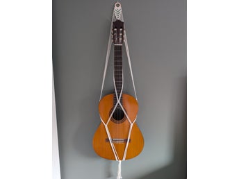 Gitarrhängare