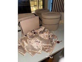 CAIA Necessär i beige + adventspåsar 1-25