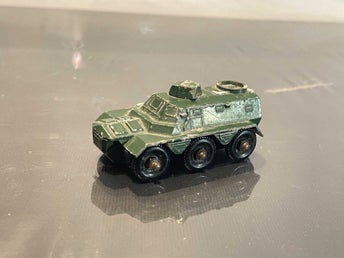 Saracen Personnel Carrier pansarvagn - Lesney No 54 vintage leksaksbil