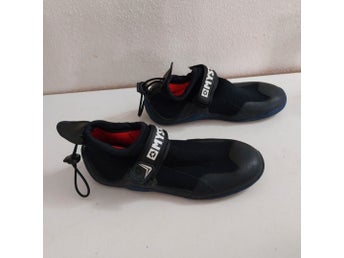 Mystic skor i svart, EUR str. 40
