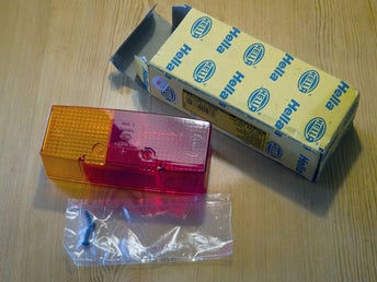 Baklampsglas, Hella, 9EL 118 700-001, Vänster
