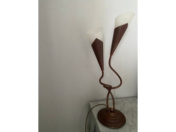 Retro bordslampa från Lampteamet Papaj AB