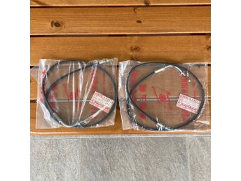 NOS Kawasaki Z1 900 / KZ1000 Gasvajer-set (54012-081 & 54012-087)