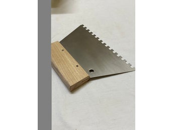 Spackelspade. Storlek: 18X13 cm Nytt ,oanvänt från järnhandel