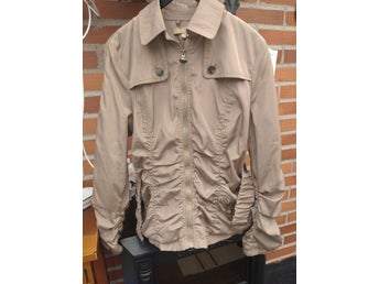 OSLEY beige jacka, storlek 42