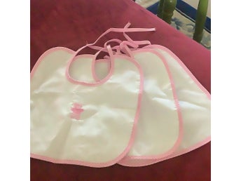 Haklappar med rosa kantband, 3-pack