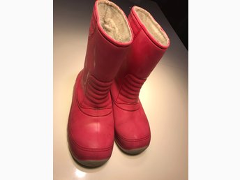 Crocs rosa stövlar stl. J1 (32 33) (363518254) ᐈ Köp på Tradera Crocs rosa stövlar stl. J1 (32 33) (363518254) ᐈ Köp på Tradera