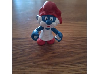 Smurf- Gammelsmurf som bakar pizza. Schleich Peyo 1984 Hong kong W.Berrie & co