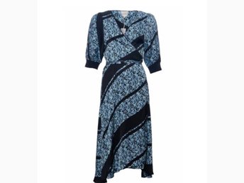 second female break wrap dress