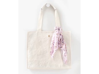 Victoria's Secret vit toteväska med scarf VS Floral-Embossed Tote & Scarf
