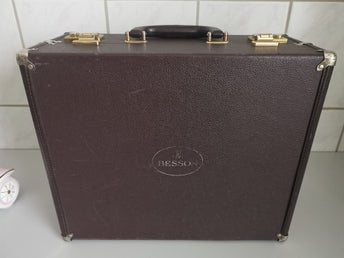 Besson instrumentkasse i