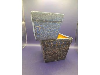 2 fina krukor med cracelure design Blå