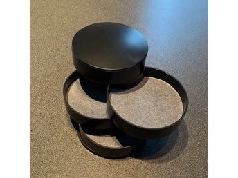 Gullig förvaringslåda