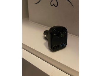 Bluetooth FM-sändare med dubbla USB-portar