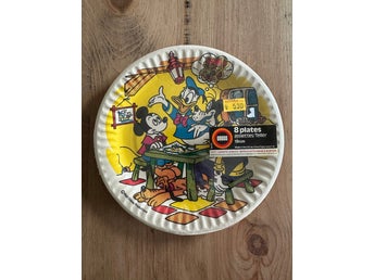 VINTAGE - Disney Musse Pigg papperstallrikar 8 st Assietter Ny inplastad Cross