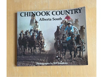 Chinook Country: Alberta South - Fotografier av Bill Simpkins (1986)