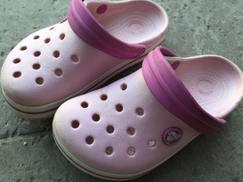 crocs 10 11