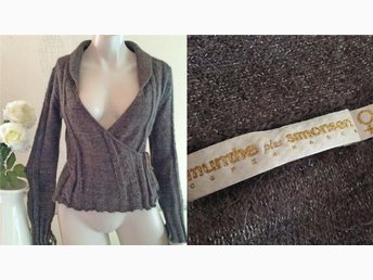 Munthe plus Simonsen fri frakt lammull brun tröja omlott stickad mohair angora M Munthe plus Simonsen fri frakt lammull brun tröja omlott stickad mohair angora M