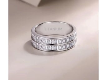 Helt ny ring i Titan Rostfritt Stål stämplad graverad Titanium str. 20mm