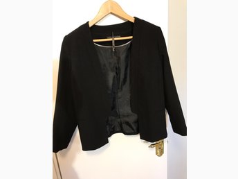 Svart kort kavaj, Dorothy Perkins, 40 (371473655) ᐈ Köp på Svart kort kavaj, Dorothy Perkins, 40 (371473655) ᐈ Köp på