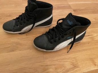 Puma varmfodrade Skor Storlek 36 NYskick