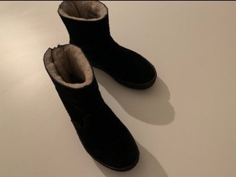 clarks curling boots