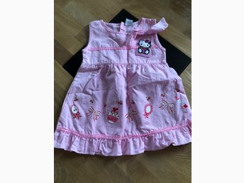 Hello Kitty klänning Hello Kitty klänning