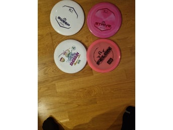 4 st Discgolf-discar: Latitude 64, Discmania och Dynamic Discs