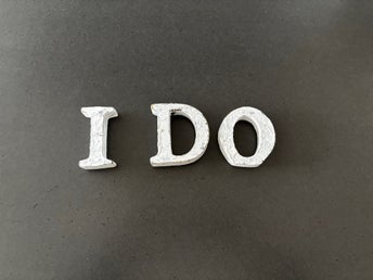 ”I DO” Vita träbokstäver H6cm