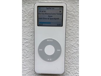 iPod nano 1 - 1 gb - Batteri plus 10 timmar.