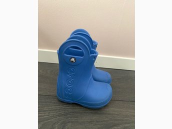 Crocs stövlar storlek C622 23 Crocs stövlar storlek C622 23