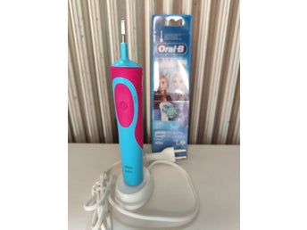 Oral-B Kids Elsa & Anna eltandborste