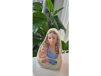 Porslinsfigur Maria med Jesus