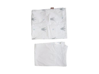 Påslakan & Lakan Set från NG BABY - Storlek 75cm x 65cm - Vit &