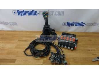4 lägen Joystick 7 knappar + Monoblock Vave 5-spool Hydraulisk solenoid 50 l/mi
