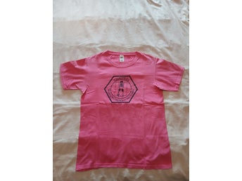 Fruit of the Loom rosa t-shirt, storlek S