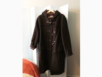 Gloverall ”Womens original duffel coat” svart strl L säljes Gloverall ”Womens original duffel coat” svart strl L säljes